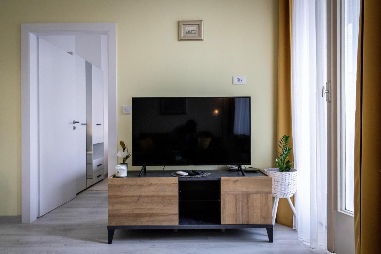 Deluxe Apartman Egle1 I Studio Egle 2 Whit A Private Parking Zagreb Exterior foto